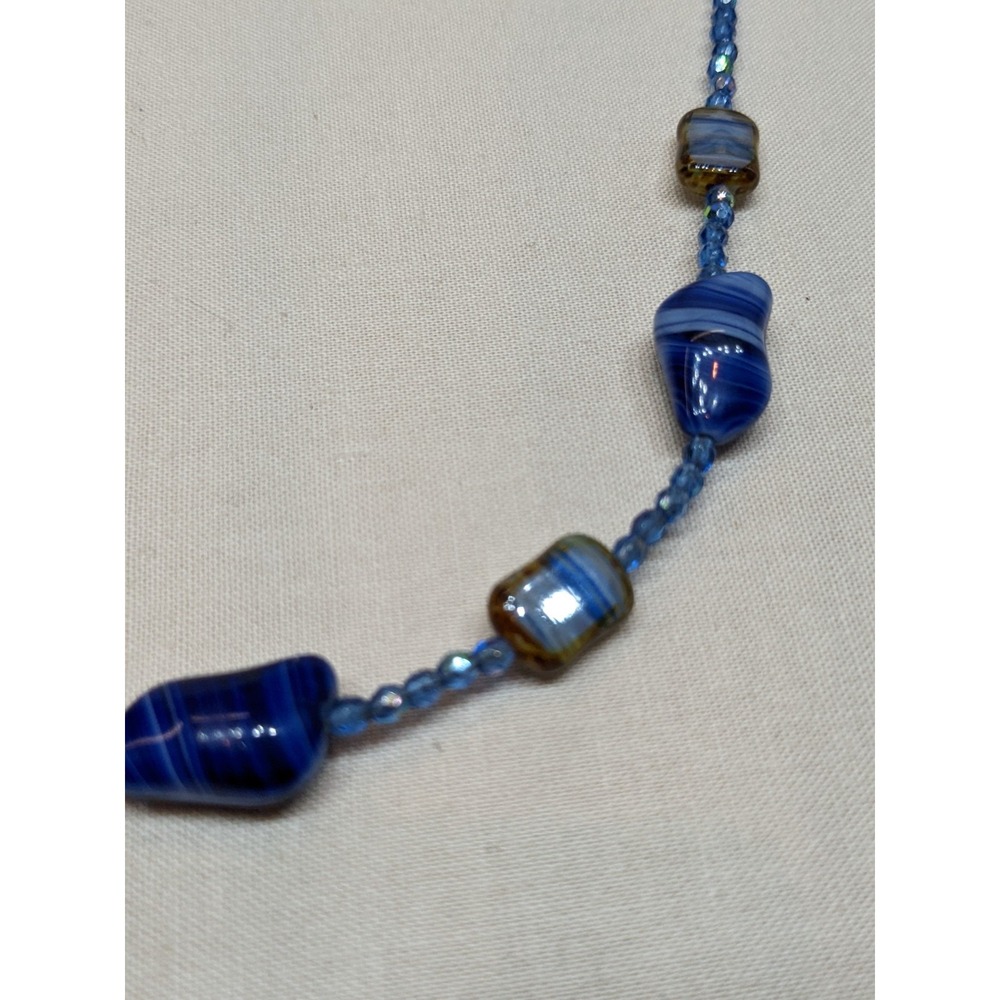 Art Glass Beaded Necklace Blue Swirl Beads Silver Tone Floral Toggle Clasp ~17" - Picture 2 of 7